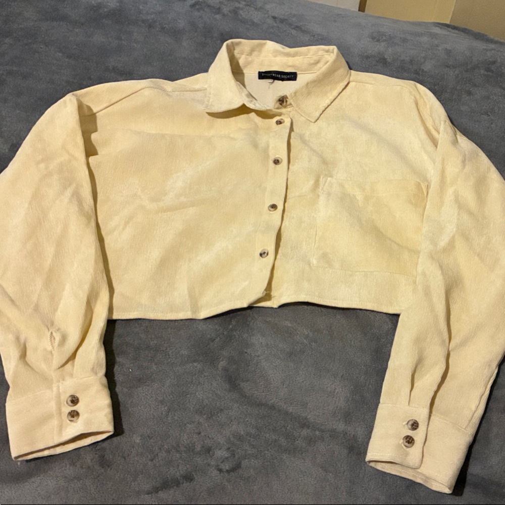 Streetwear Society Cream Cropped Button-Up Shirt Long sleeve